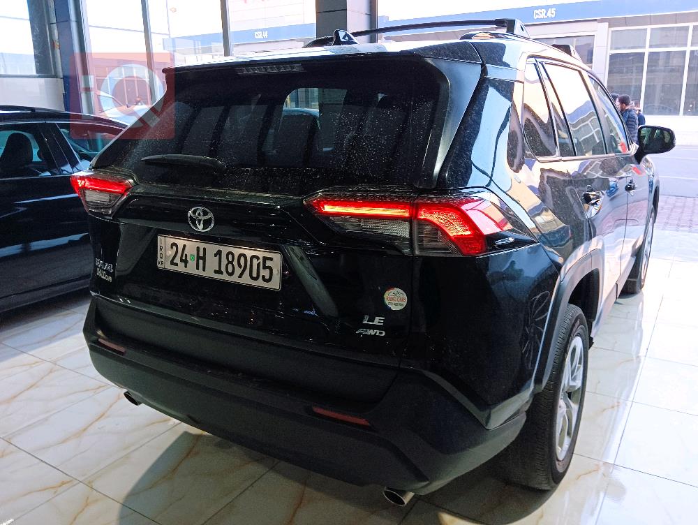 تۆیۆتا ڕاڤ 4